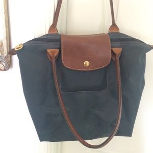 Longchamp Medium Shoulder bag- navy