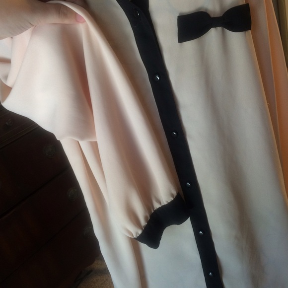 Classy Sheer Button Up - Picture 2 of 4