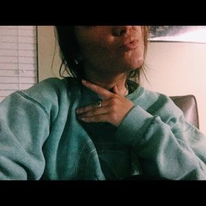 Meet your Posher, Casey