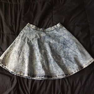High waisted denim skirt!