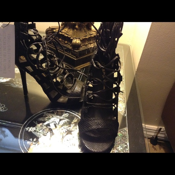 lace-up heels,faux snake skin, open toe