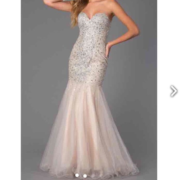 Mermaid style prom/formal dress (LOWEST $)