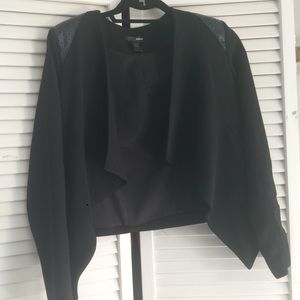 Bloomingdales Aqua Brand 3/4 sleeve black blazer