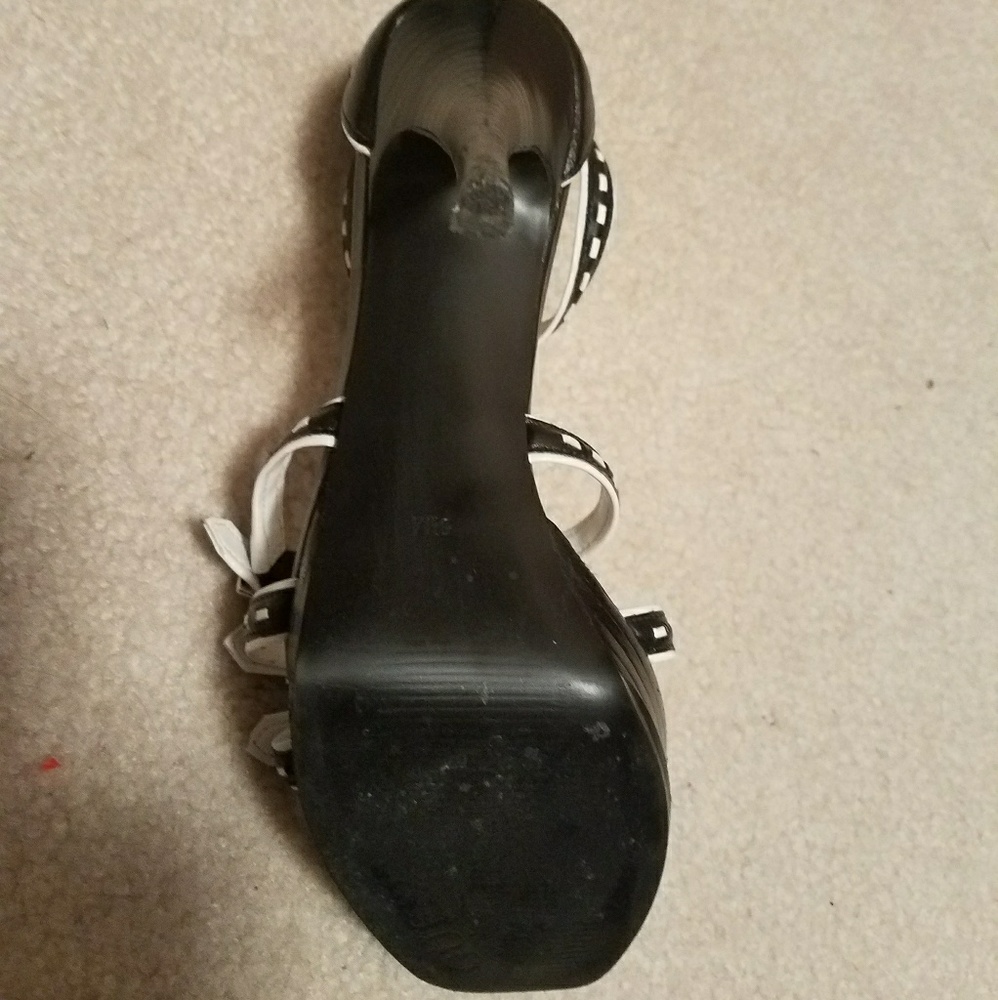 Guess heels - Picture 4 of 4