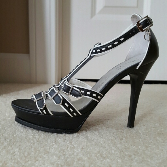 Guess heels - Picture 3 of 4