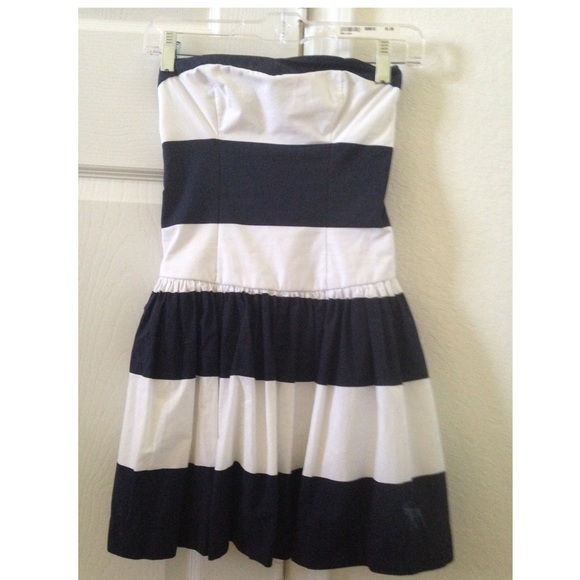 Abercrombie strapless striped dress in navy/white - Picture 1 of 3