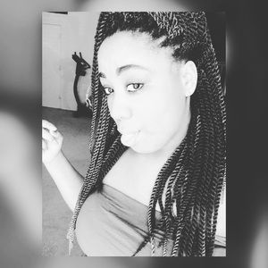 Meet your Posher, Jonteia