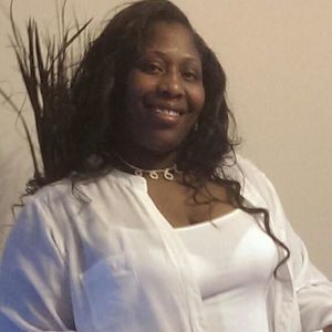 Meet your Posher, Eva