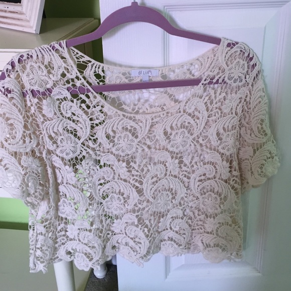 Lace crop shirt