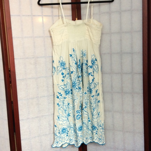 🎉HP🎉NWOT Anthropologie White/blue floral dress 4 - Picture 2 of 2