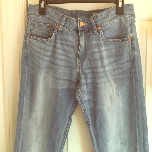 "Boyfriend" jeans