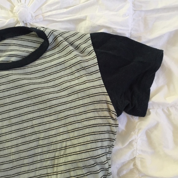 Brandy Melville Striped T-Shirt - Picture 2 of 2
