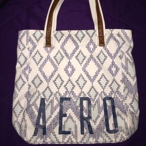 Aeropostale Tote