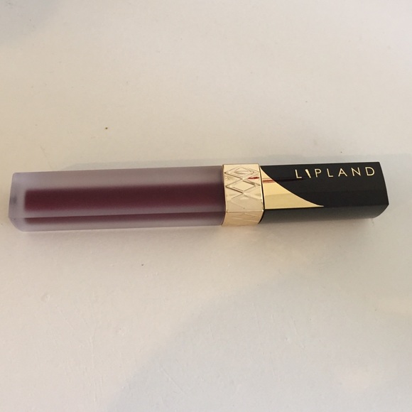 Amrezy Lipland Collection Color Montenegro