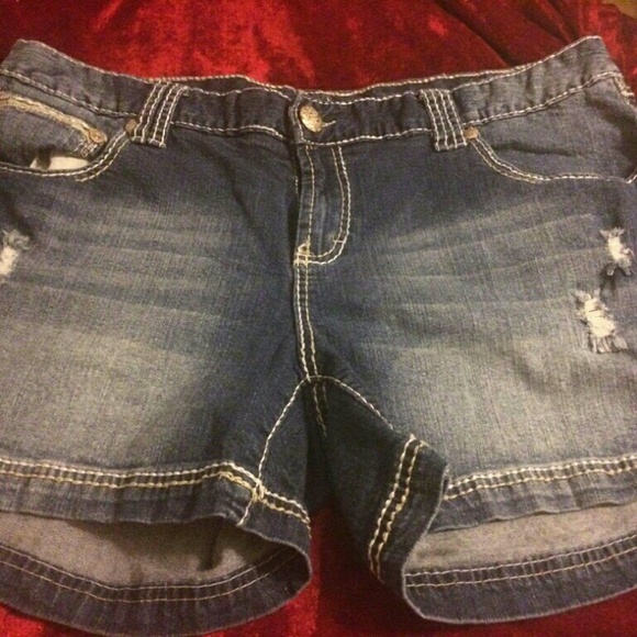 NWOT Maurices Jean shorts