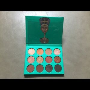 The Nubian by Juvias Place (dupe for Morphe 35o)