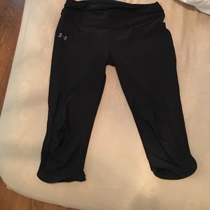 Under Armour crop workout pant