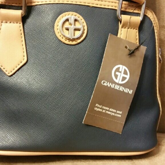 Authentic Giani Bernini handbag - Picture 2 of 4