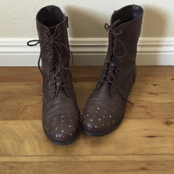 Madden girl stone combat boots