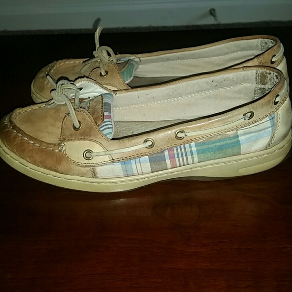 Casual slides