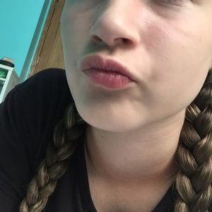 Meet your Posher, Gillian