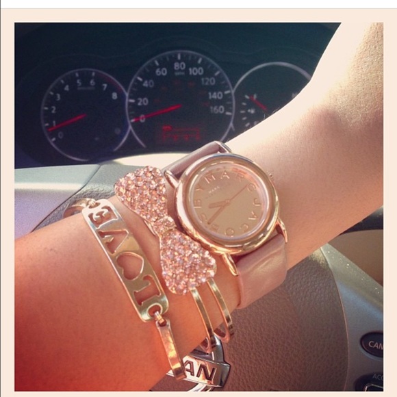 Marc Jacobs watch (beige leather strap+ rose gold) - Picture 1 of 2