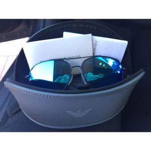 NWT Armani Mirrored Sunglasses