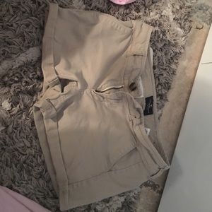 American Eagle Midi tan shorts