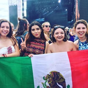 Meet your Posher, Renata