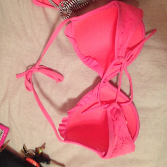 VS hot pink bathing suit top - Picture 2 of 2