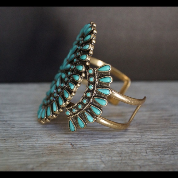 Turquoise  statement cuff - Picture 2 of 2