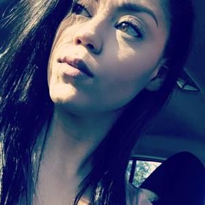 Meet your Posher, Mariela