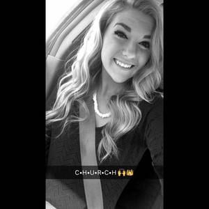 Meet your Posher, Briana