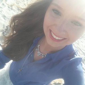 Meet your Posher, Angelica