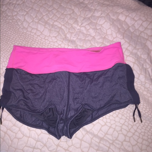 Lululemon Grey/Pink cinched Speed shorts. Sz 6
