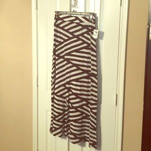 Black and white maxi skirt