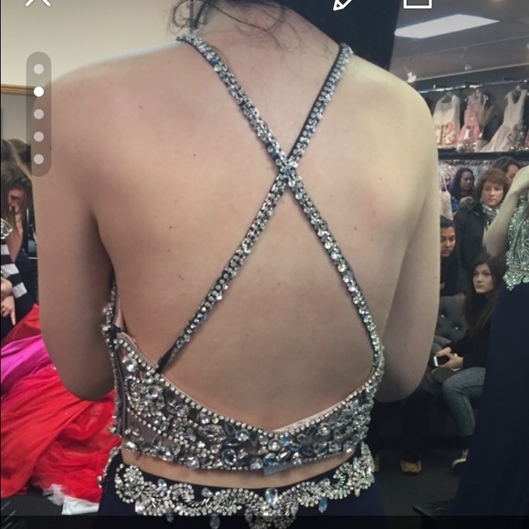 Prom/ casual dress - Picture 2 of 3