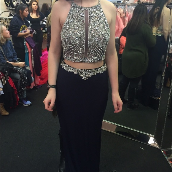 Prom/ casual dress - Picture 3 of 3