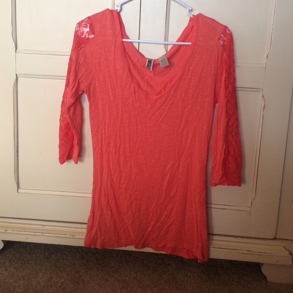V-neck shirt