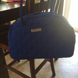 Vera Bradley statchel purse.