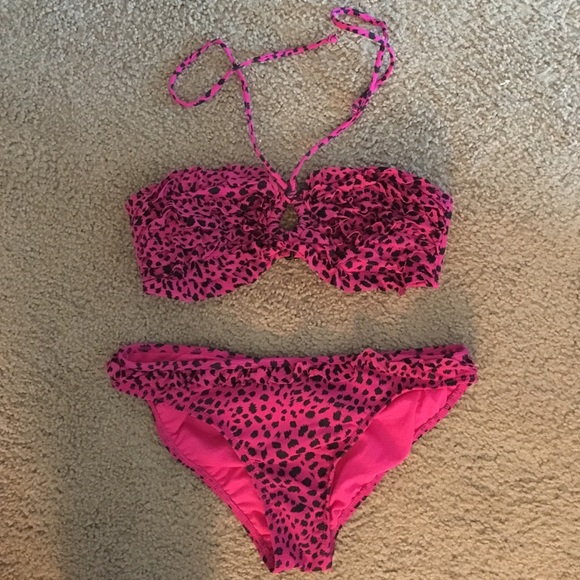 Xhilaration purple/pink ruffle leopard bikini