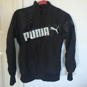 XS Puma windbreaker