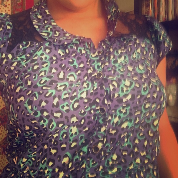 Cheetah with black lace detail at sleeves dress