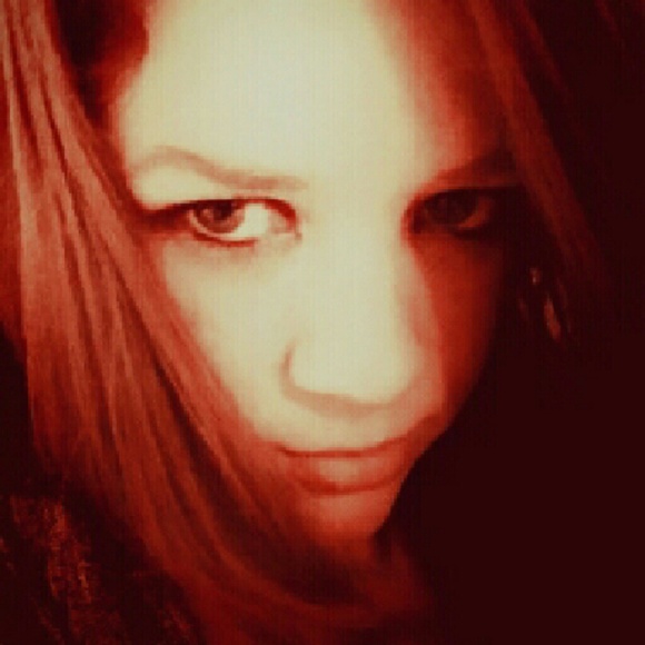 Meet your Posher, Maryann - Picture 1 of 4