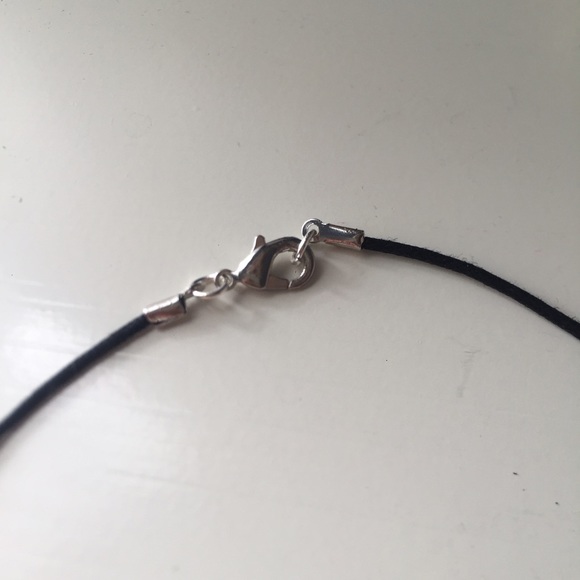 Alice in Wonderland chocker - Picture 3 of 3