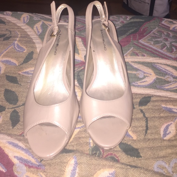 Bandolino heels tan