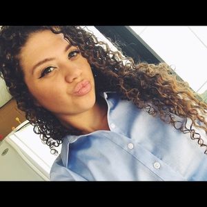 Meet your Posher, Alysa