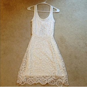 ***Beautiful White Crochet Dress***