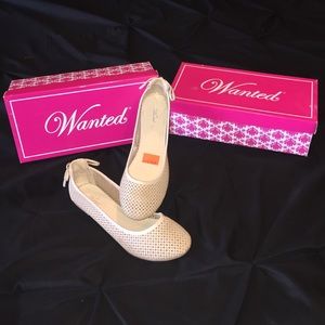 Cute flats with bows, not actually Michael kors