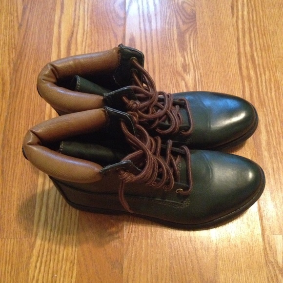 Olive Green Lumber Boots Women's Size 11